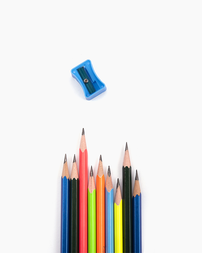 Camlin Nova Glowing Pencils Box of 10 pencils with Sharpener